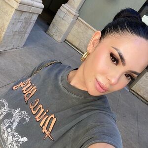 Meet your Posher, Lindsey